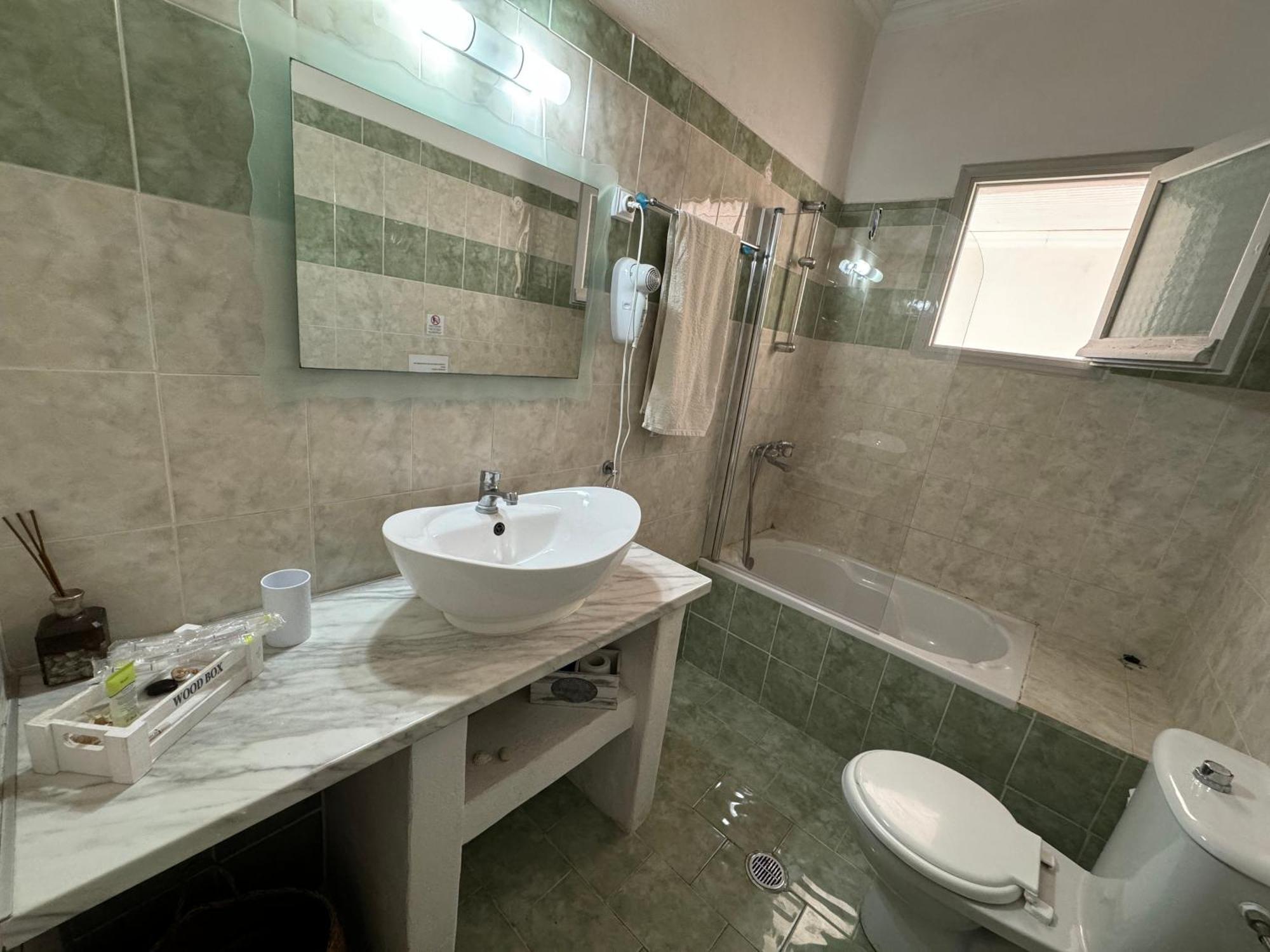 Elves Studios& Apartment's Sidari 2*