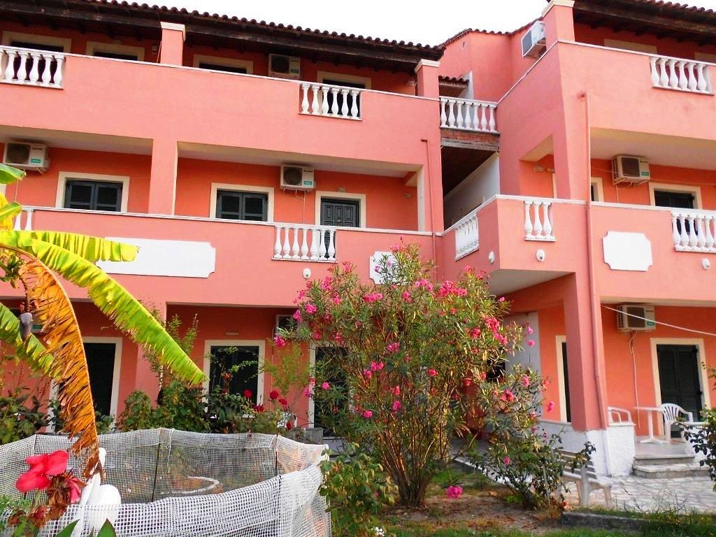 מלון דירות Elves Studios& Apartment's Sidari 2*